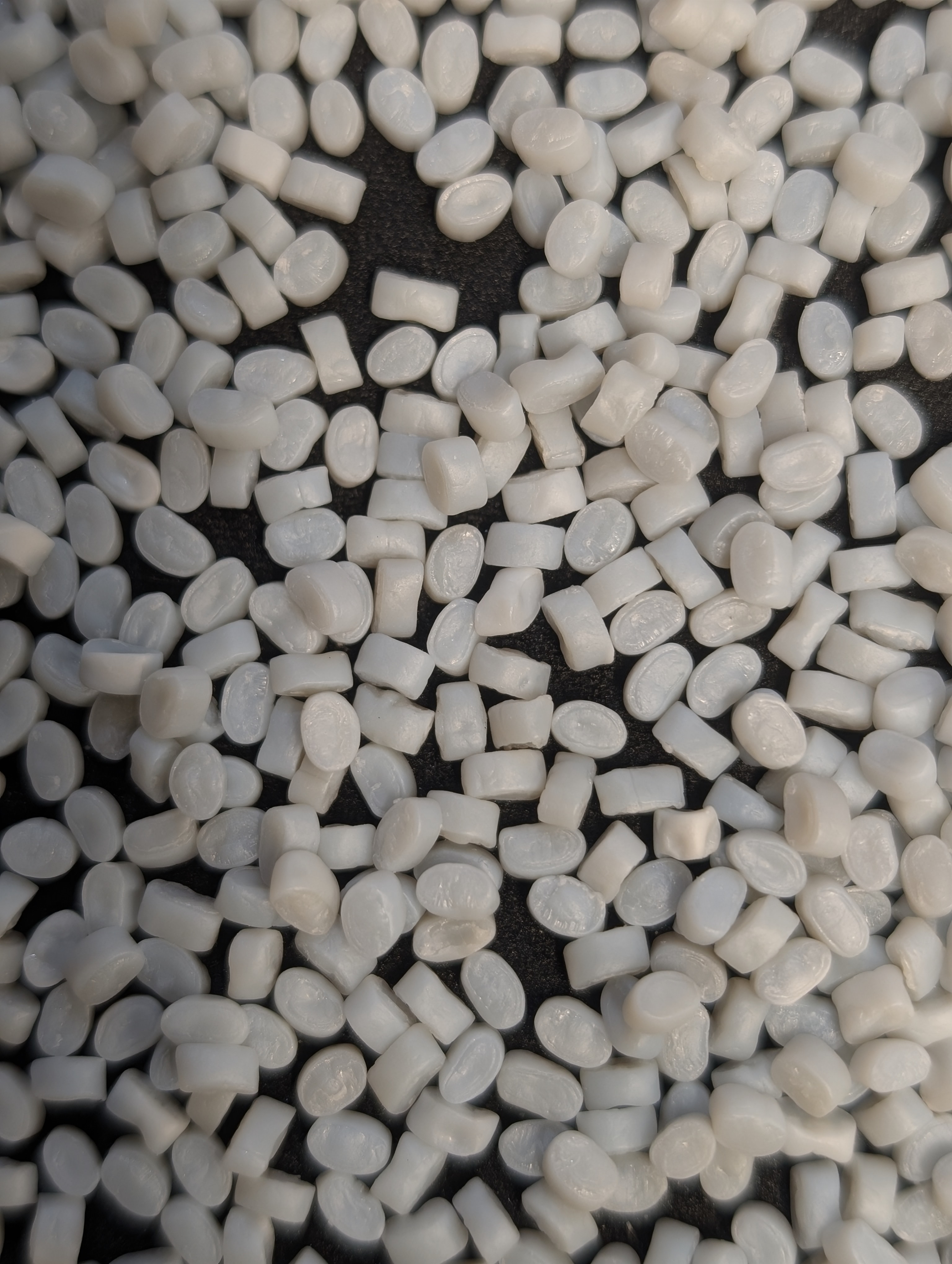 Industrial mixing and processing of plastic components